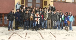 Comenius-Treffen in Dobruska, CZ:
Im Bild:
Eine starke Truppe: die Teilnehmer des Projekttreffens in Dobruska, Tschechien