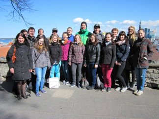 Bilder vom Besuch der deutschen Schüler an der Tallinna Majanduskool.