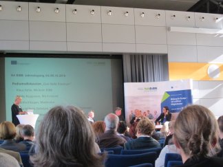 Podiumsdiskussion im Rahmen der Kickoff-Konferenz in Potsdam.