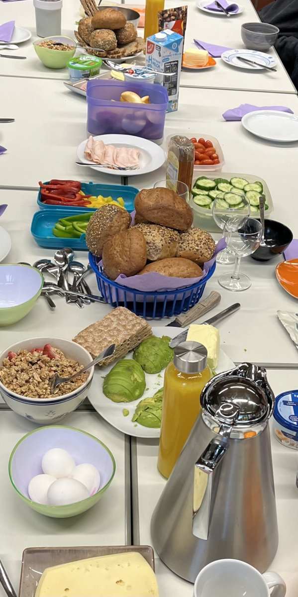 Frühstückstisch