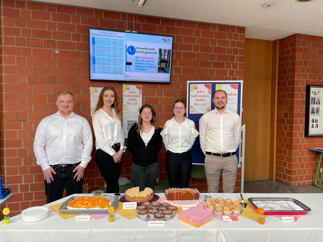 Projekt Kuchenverkauf der WBM 12a im Schuljahr 2023/24